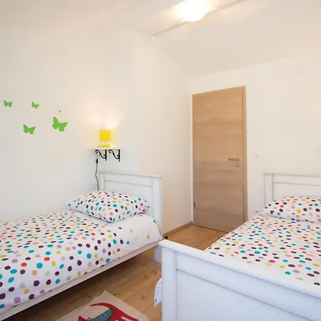 Pet Friendly In * Filipana
